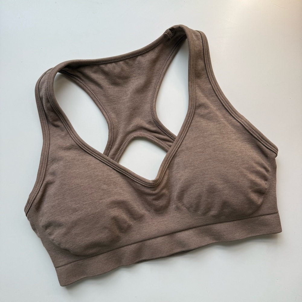 Alphalete Contour Bra Sand